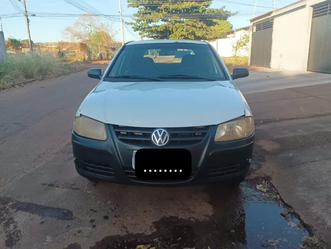 Volkswagen Gol Geração IV Titan 1.0 8V Total Flex Mec. 4P 2011