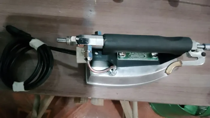 Ferro elétrico lavanderia