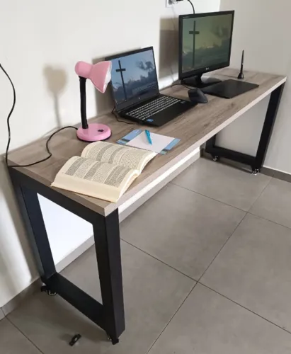 Mesa escritório estilo Industrial