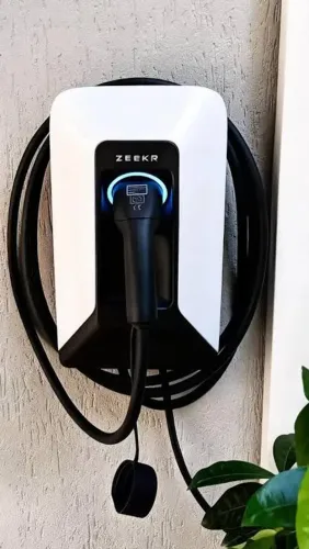 Carregador veicular zeekr 22kW