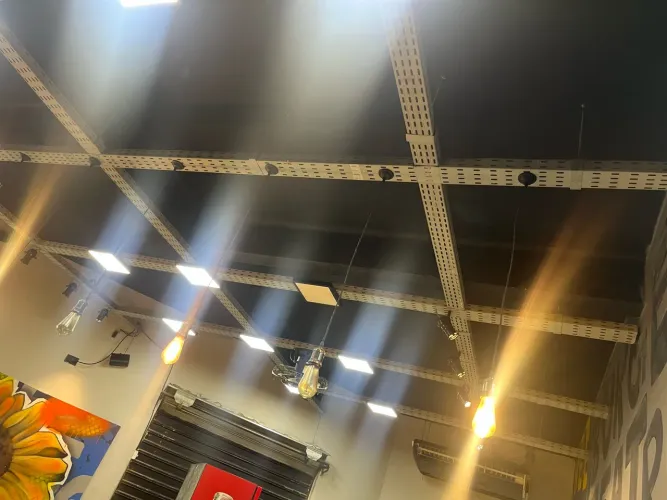 Eletrocalha ( iluminação industrial)