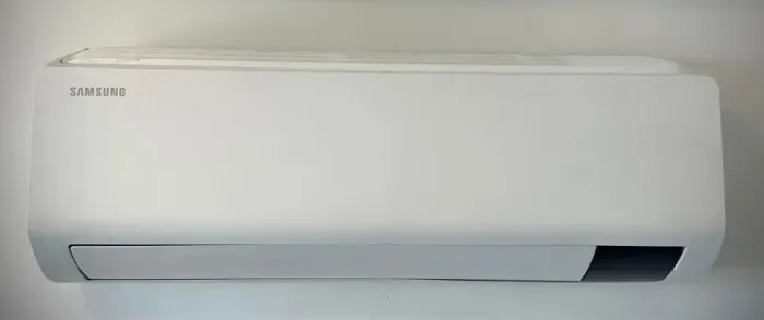 AQUECEDOR E AR CONDICIONADO