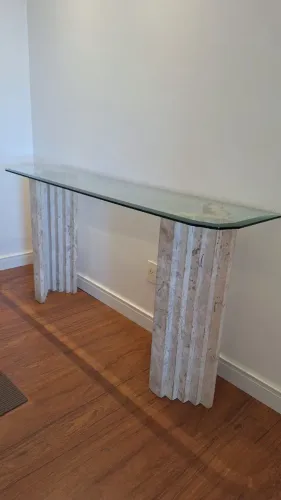 Aparador em marmore travertino 1,60 cm x 40cm