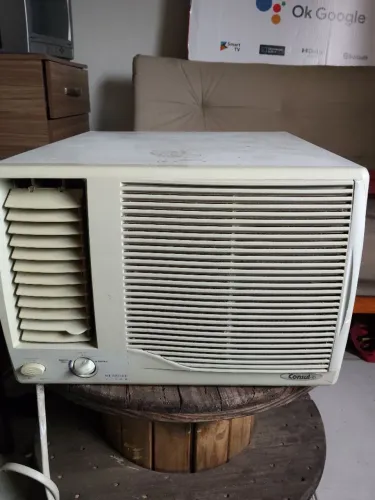 Vendo ar condicionado semi novo