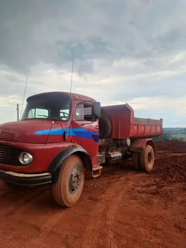 Caminhão 1113 