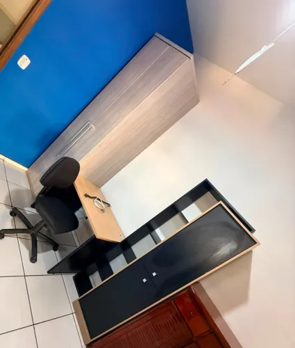 Guarda Roupa + Mesa + Cadeira Giroflex + Armario (BAURU-SP)