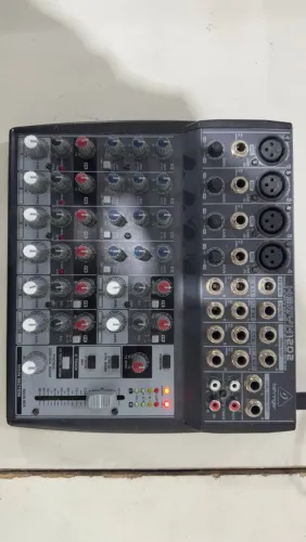 Mesa de Som Behringer Xenyx 1202FX - Funcionando Perfeitamente