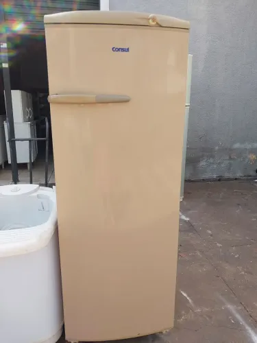 Geladeira de gelo seco Consul