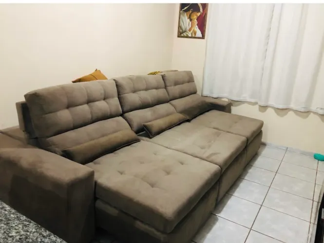 VENDO SOFÁ RETRÁTIL SUPER ACONCHEGANTE, LINDO E CONFORTÁVEL