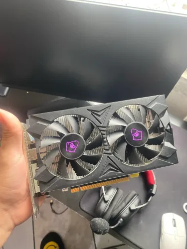 Placa de Vídeo - RX 580 8GB 2048sp