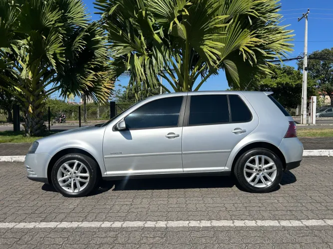 Volkswagen Golf Sportline 1.6 MI Total Flex 8V 4P 2010