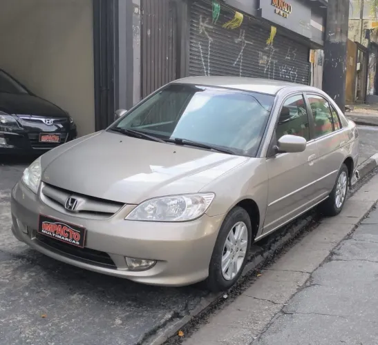 Honda Civic Sedan LX 1.7 16V 115cv Mec. 4P 2005