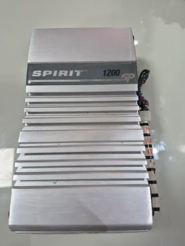 Amplificador de Som Spirit 1200 SP