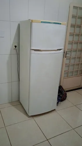 Geladeira gelo seco