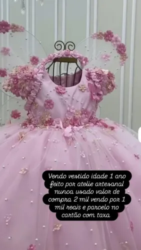 Vestido tamanho 1 ano nunca usado 