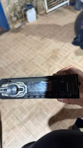 Rádio pioneer com Bluetooth 
