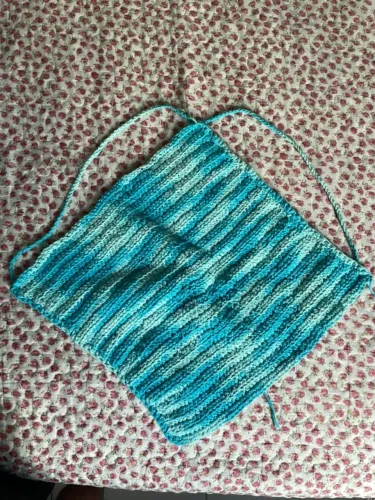 Cropped de Crochê em Degradê Azul