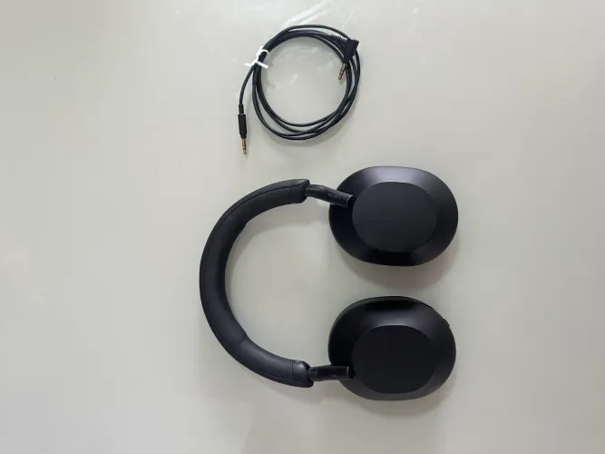 Fone Sony WH-1000XM5