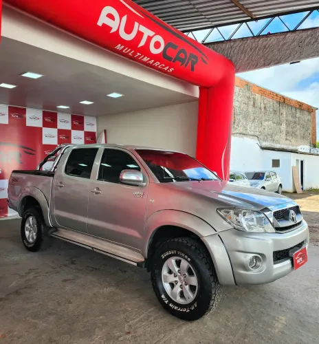 Toyota Hilux CD D4-d 4X4 2.5 16V 102cv TB Dies. 2011