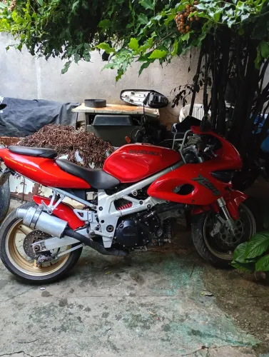 Venda moto sportiva