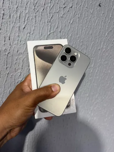 vendo iphone 15 PRO 256GB PRA VENDER LOGO
