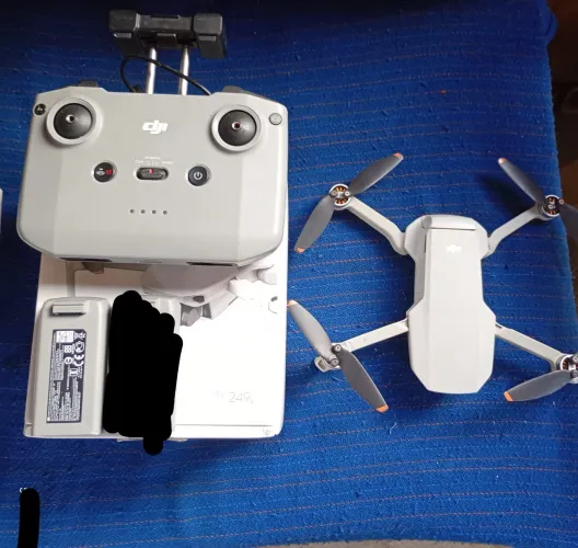 Vendo drone DJI Mavic mini2 pra vender logo apenas 1.900$