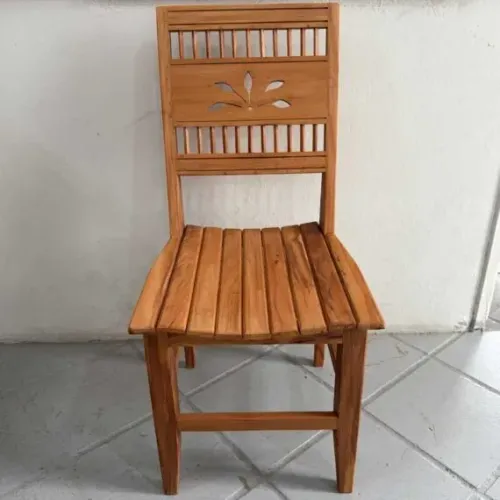 CADEIRA ANAH COM ENCOSTO FLOR MAQUINADA
