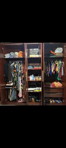 Vendo quadra roupas muito novo 