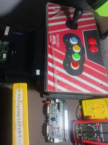 Neo geo mvs + super Gun +cartucho multejogos