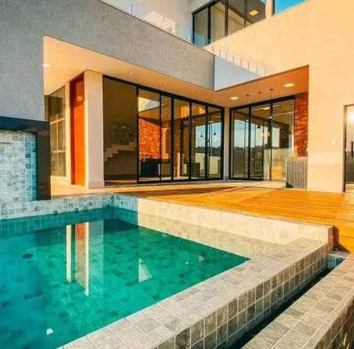Casa à Venda Alphaville Vespasiano 4 Suítes, Piscina e espaço gourmet