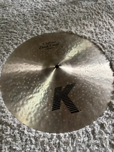 Crash zildjian Dark custom Series 16?
