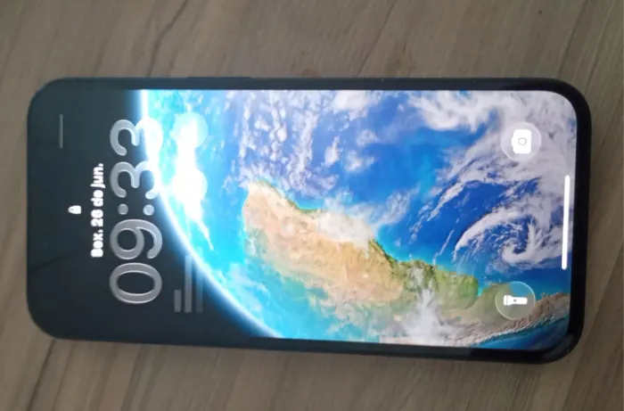 Vendo iPhone 13 em perfeito estado 