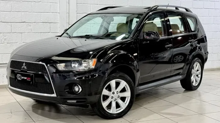 Mitsubishi Outlander 2.0 16V 160cv Aut. 2012
