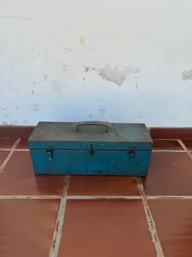 Caixa de ferramentas de metal