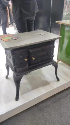 Forno a lenha ferro fundido venâncio 