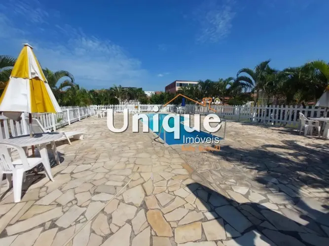 Casa em condomínio em Cabo Frio disponível para venda por R$ 450.000,00.