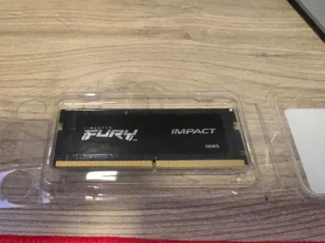 Memória RAM para Notebook Kingston Fury Impact, 16GB, 5600MHz, DDR5, CL40, Preto - KF556S4