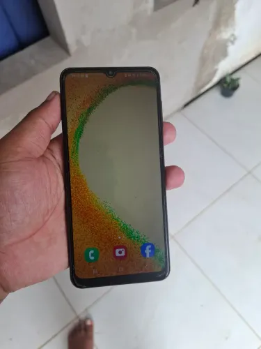 - Samsung A04s ? Para uso diário