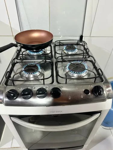 Vendo fogão 4 bocas Electrolux