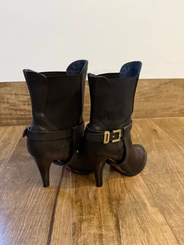 Bota Capodarte Preta 34