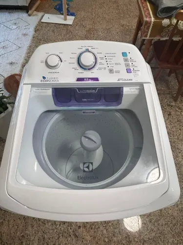 Vendo maquina de lavar electrolux 8,5 lac09 127v