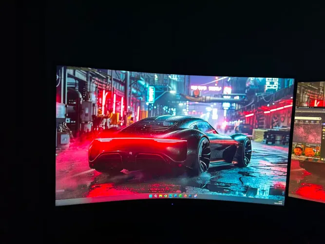Monitor tela curva de 32 polegadas ainda no plástico, muito bem cuidado !