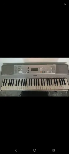 Teclado Teclado Yamaha Portátil 61 Teclas Psr E283 + Kit