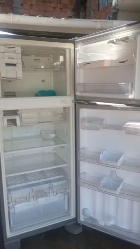 Vende se geladeira Brastemp