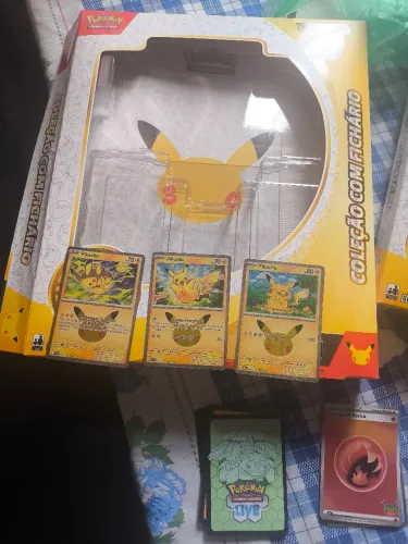 Fichário pokémon 30 anos, original com caixa NM + brindes
