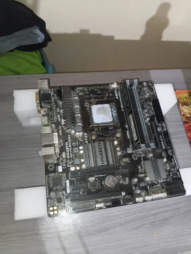 Kit Amd Fx 4300 + placa mãe e memoria ram