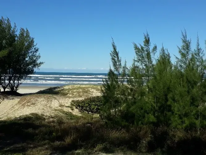 Terreno 300 m² escriturado no Arpoador, a 400 m do mar, Balneário Arroio do Silva SC