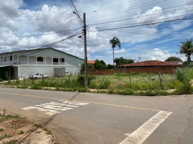 Lotes na Cidade Vera Cruz