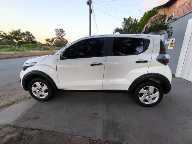Fiat Mobi Like 1.0 Fire Flex 5P. 2023
