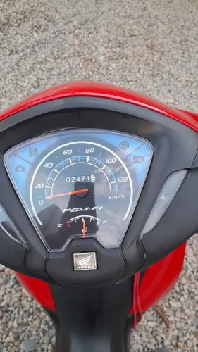 Moto semi nova interessados chama no zap *